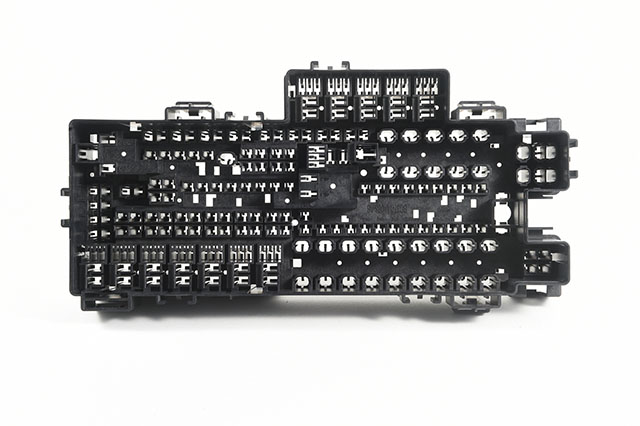汽車保險絲盒塑膠注塑模具